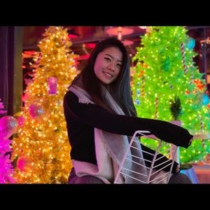 Meet your Posher, Tina